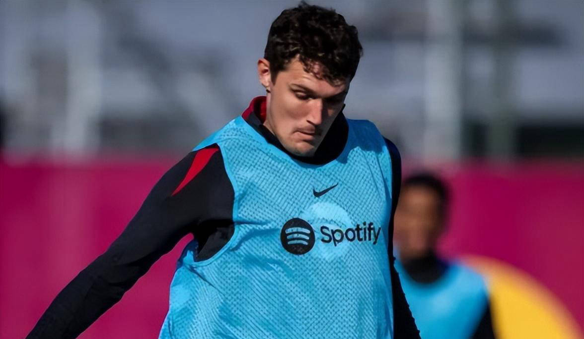 巴萨瞄准曼城边缘荷兰铁卫，冬窗引援锁定克里斯滕森最佳替代者